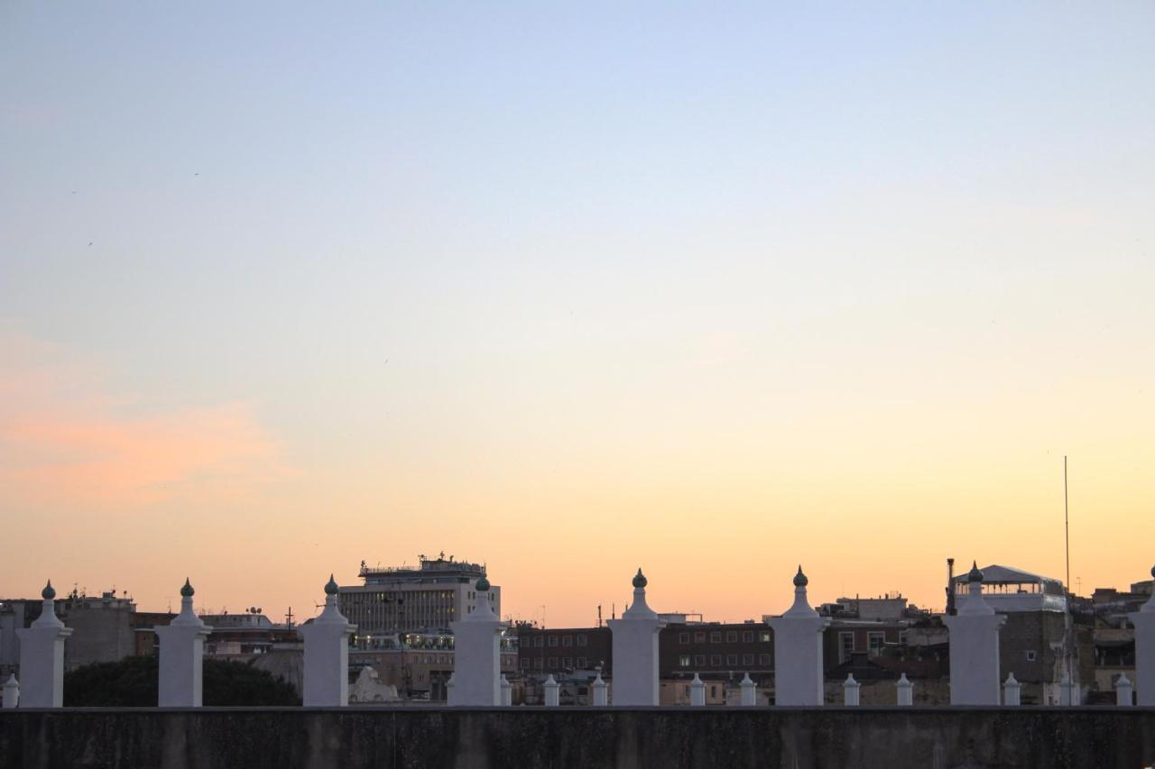 Schiara Bed & Breakfast Napoli Bagian luar foto