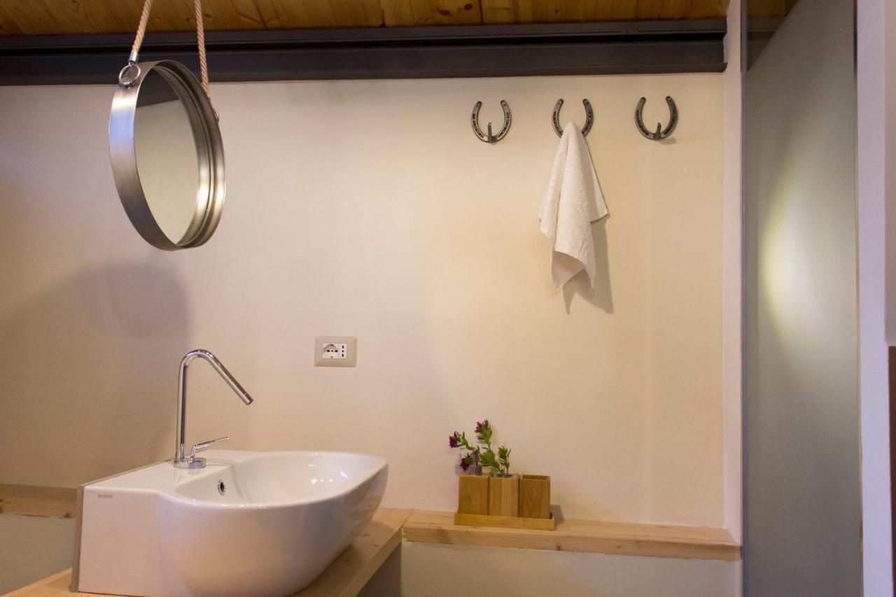 Schiara Bed & Breakfast Napoli Bagian luar foto