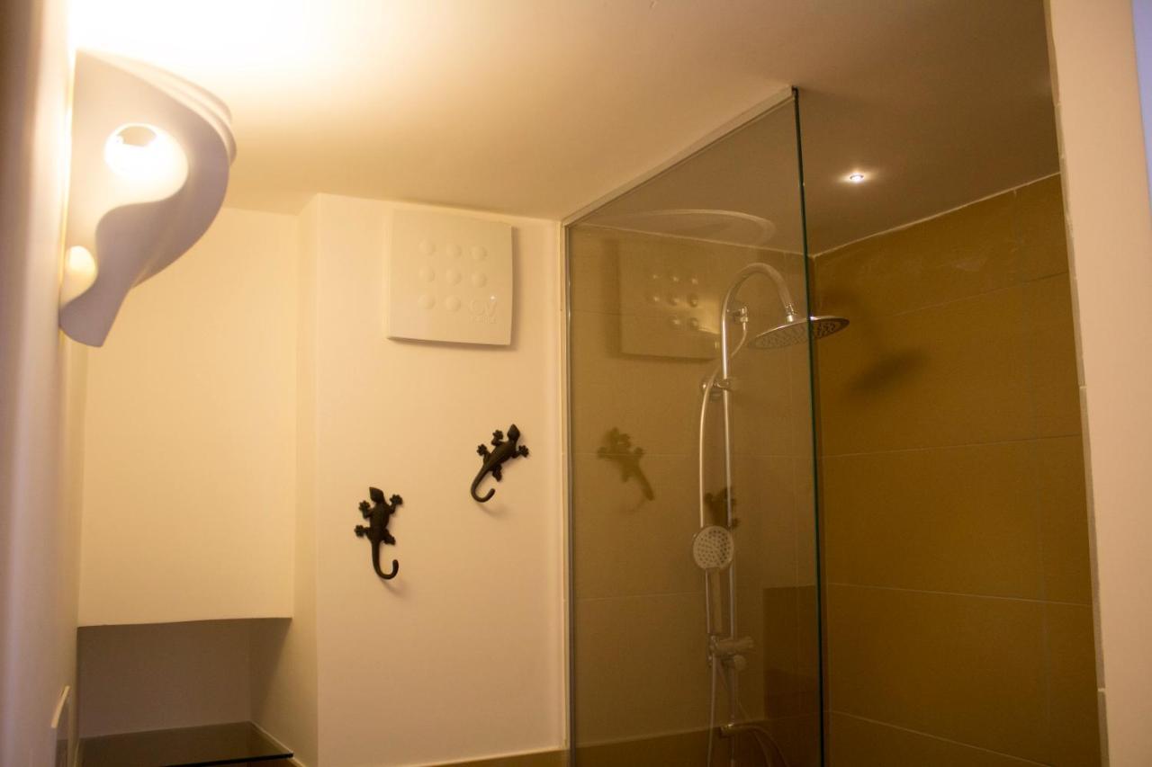 Schiara Bed & Breakfast Napoli Bagian luar foto